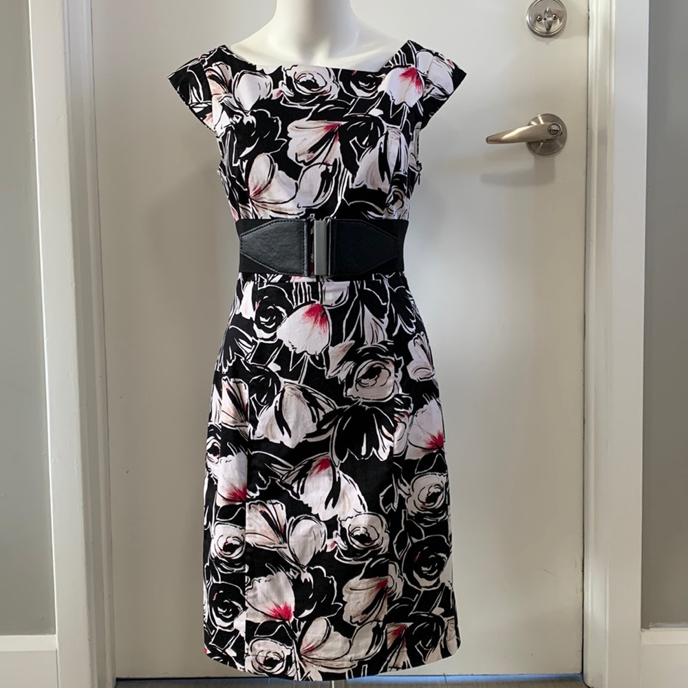 SUZYSHIER flower print dress